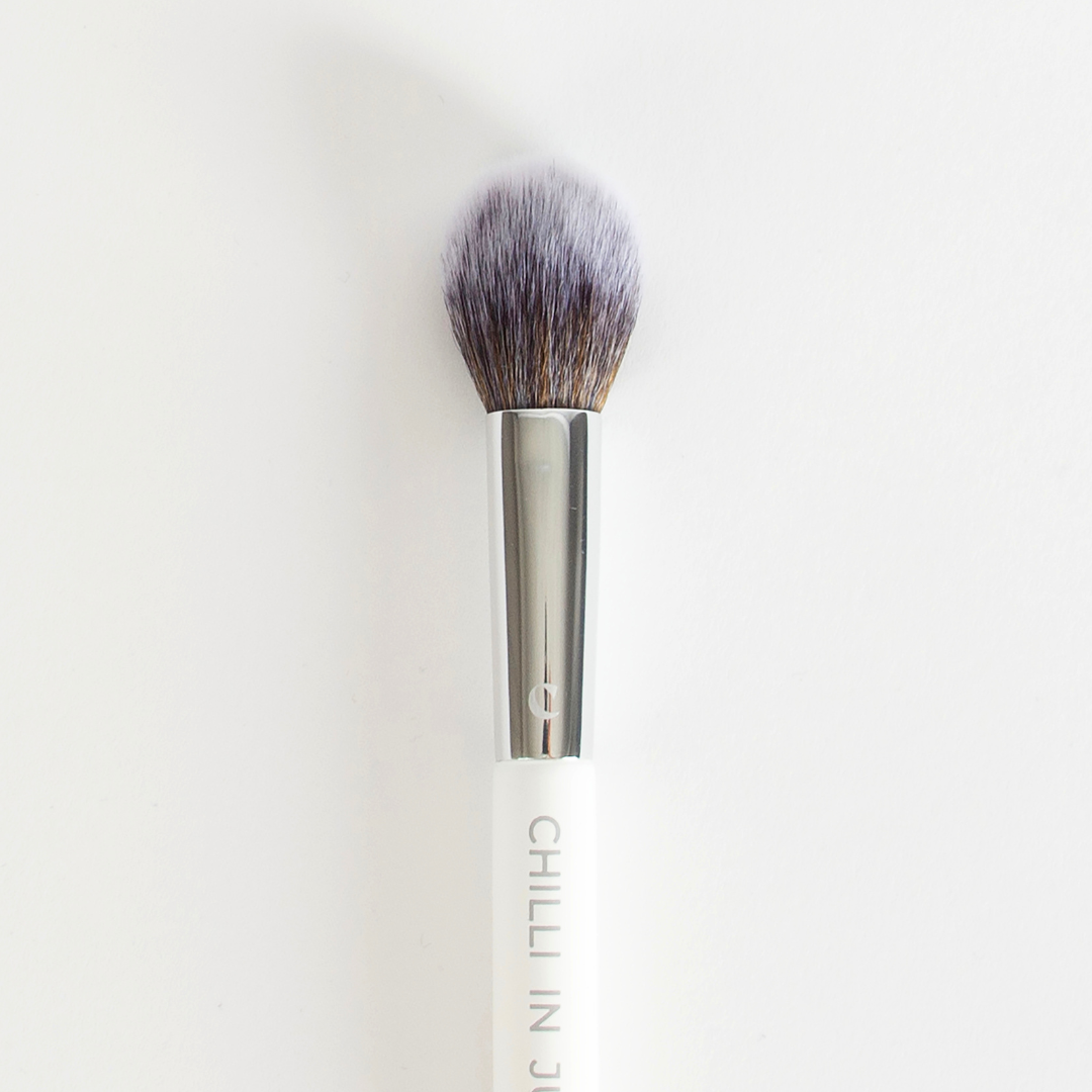Blushy Brush C02